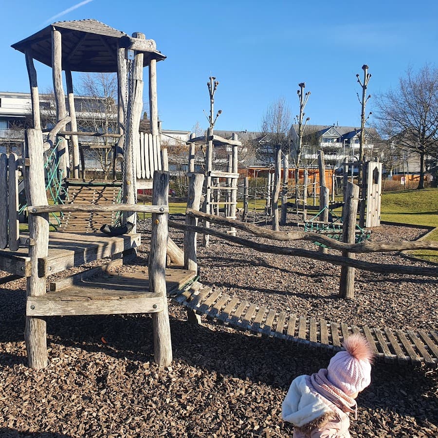 Kinderspielplatz Zeppelinring — Bild 1