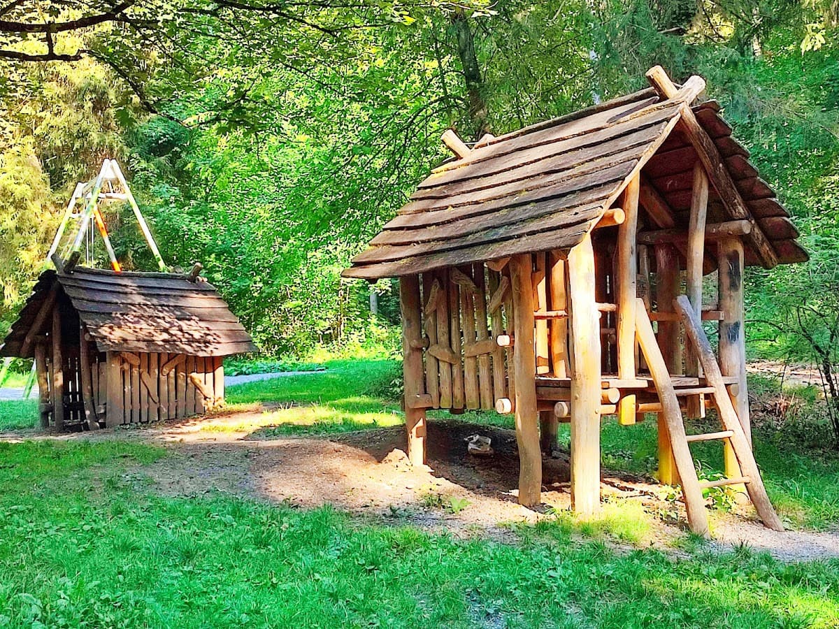Waldspielplatz Fohrenbühl Überlingen — Bild 1